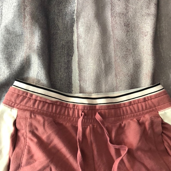 Pink joggers - Picture 3 of 5